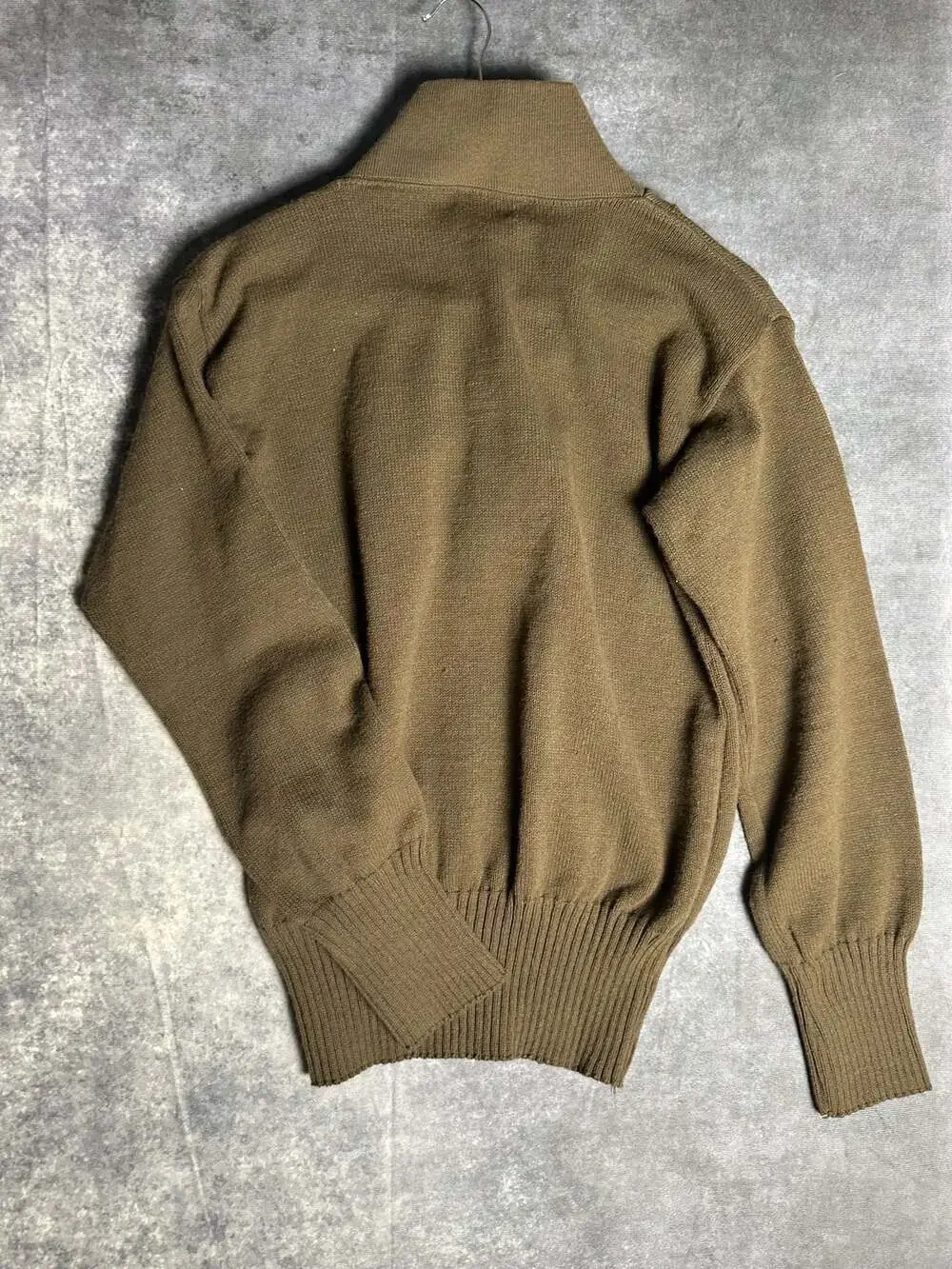 DSCP Garrison Collection Military Style Drab Button Henley Sweater Size Large